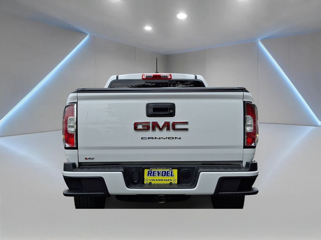 2022 GMC Canyon — detail view