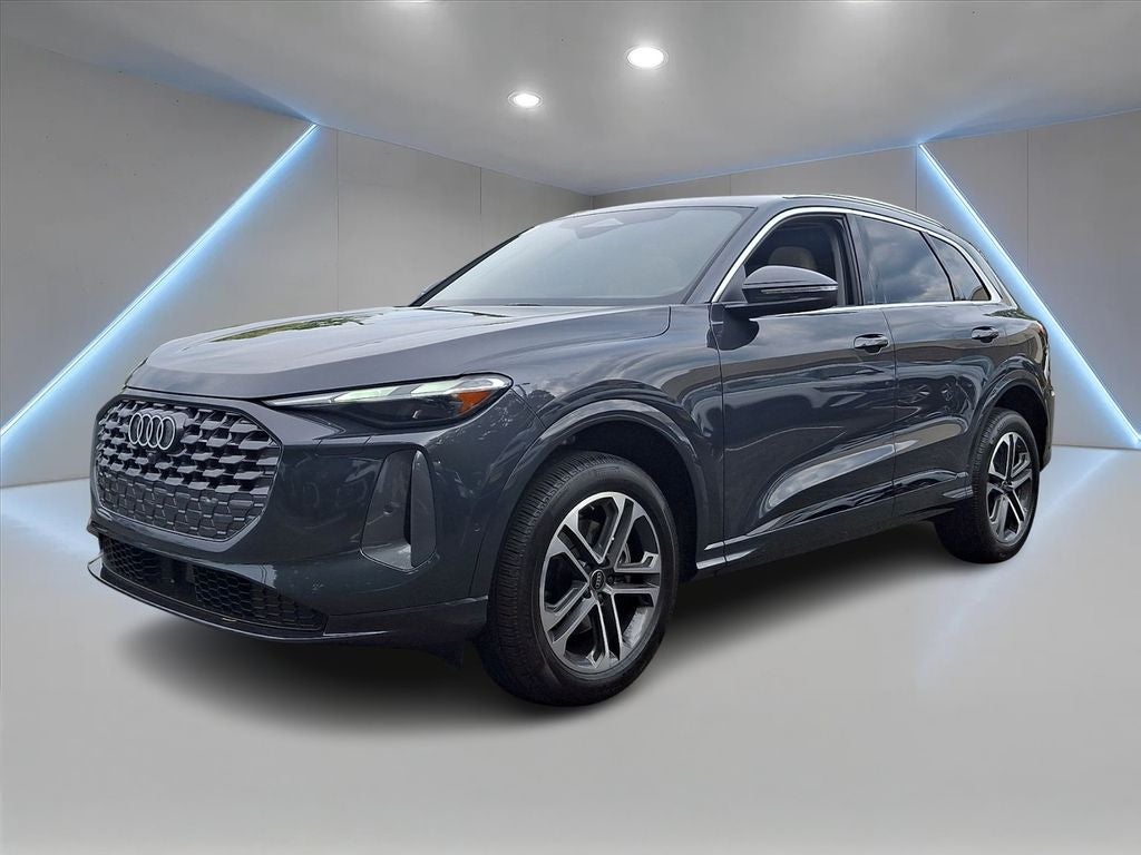 2025 Audi Q5 2.0T Premium quattro in Gray Metallic — front three-quarter view