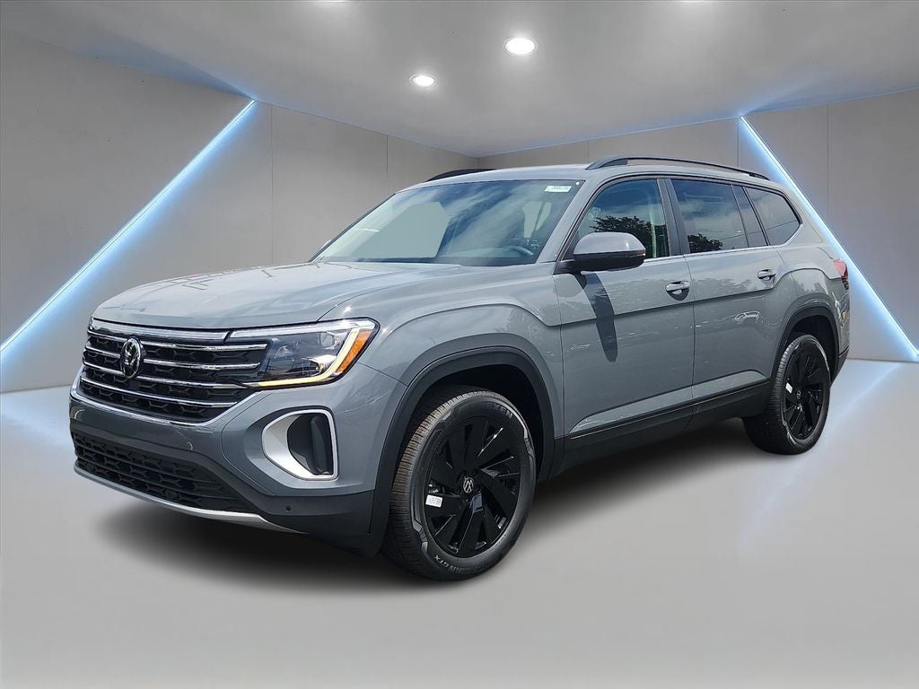 2026 Volkswagen Atlas 2.0T SE w/Technology in Gray — front three-quarter view